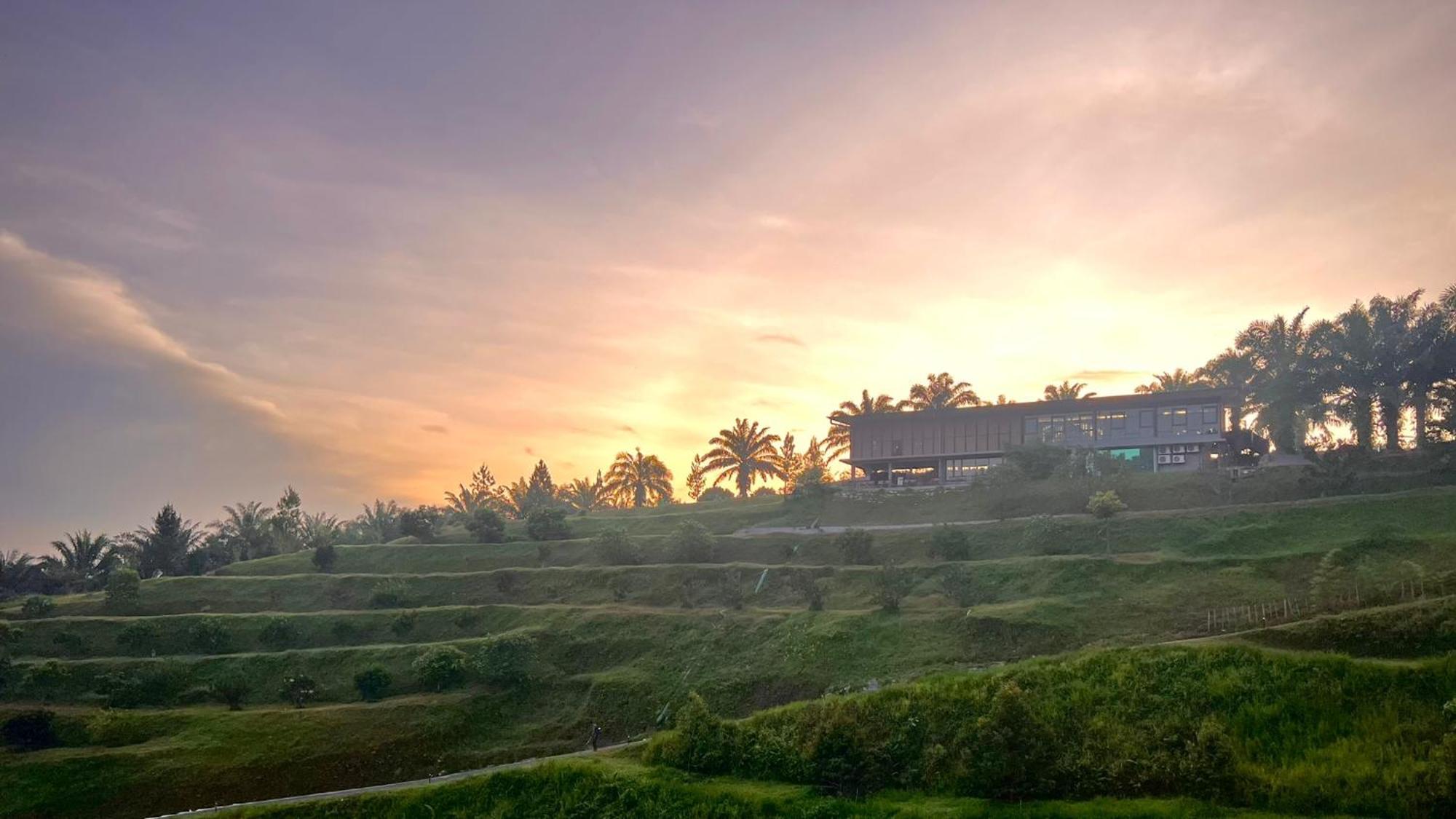 Talula Hill Farm Keluang